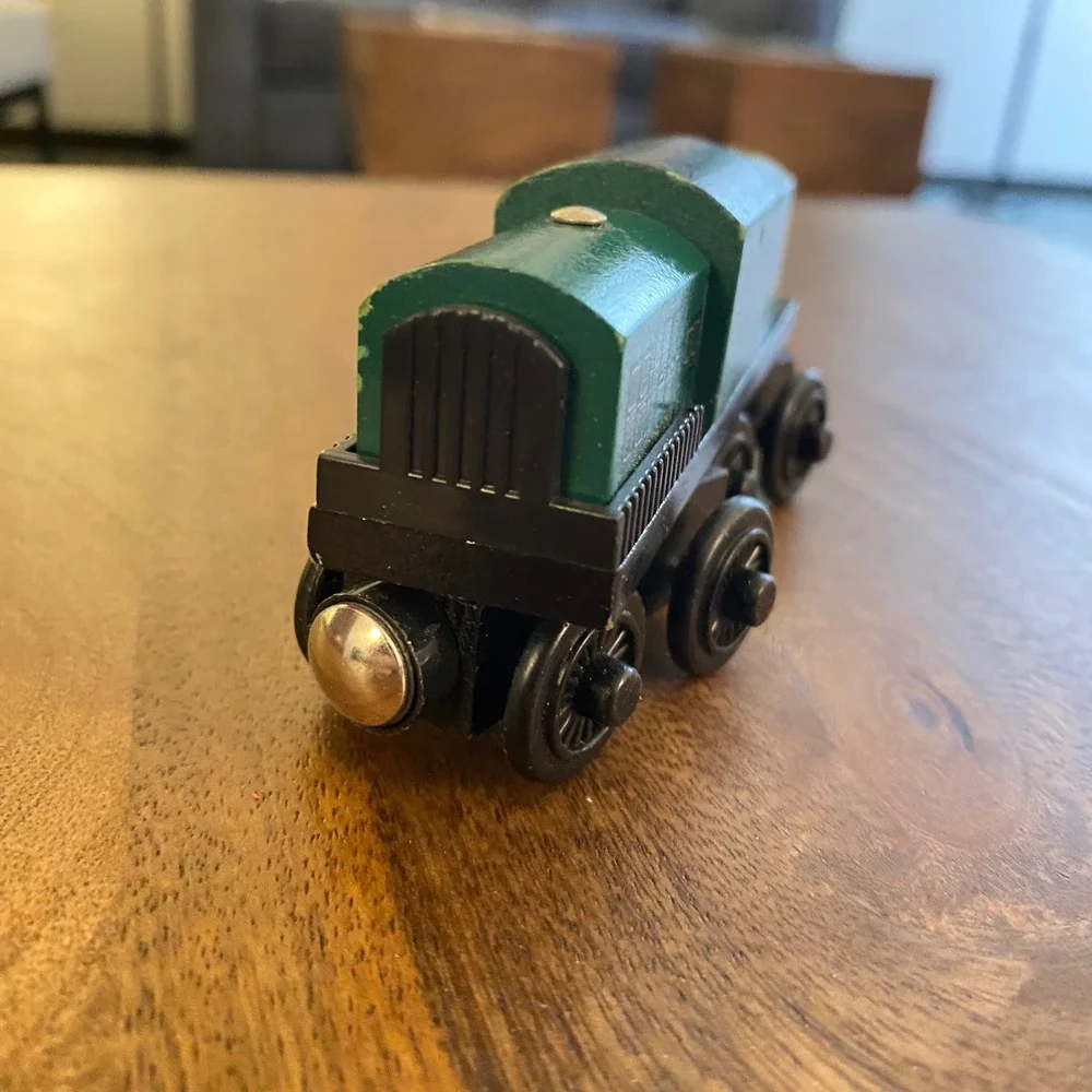 Thomas & Friends Wooden Railway Derek Green Diesel Engine Train 2001 Vintage Toy